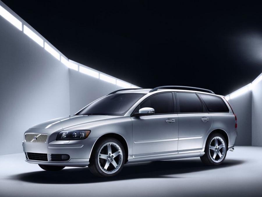  Volvo V50 2004 года  (фото 13 из 24)